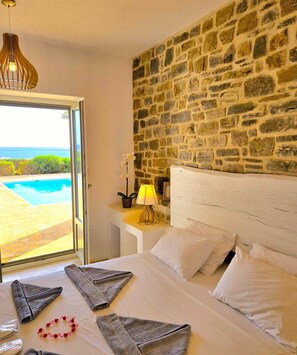 Villa, 2 Bedrooms, Private Pool, Sea View | 1 bedroom, premium bedding, individually decorated - Paros Afrodite Luxury Villas (Paros)
