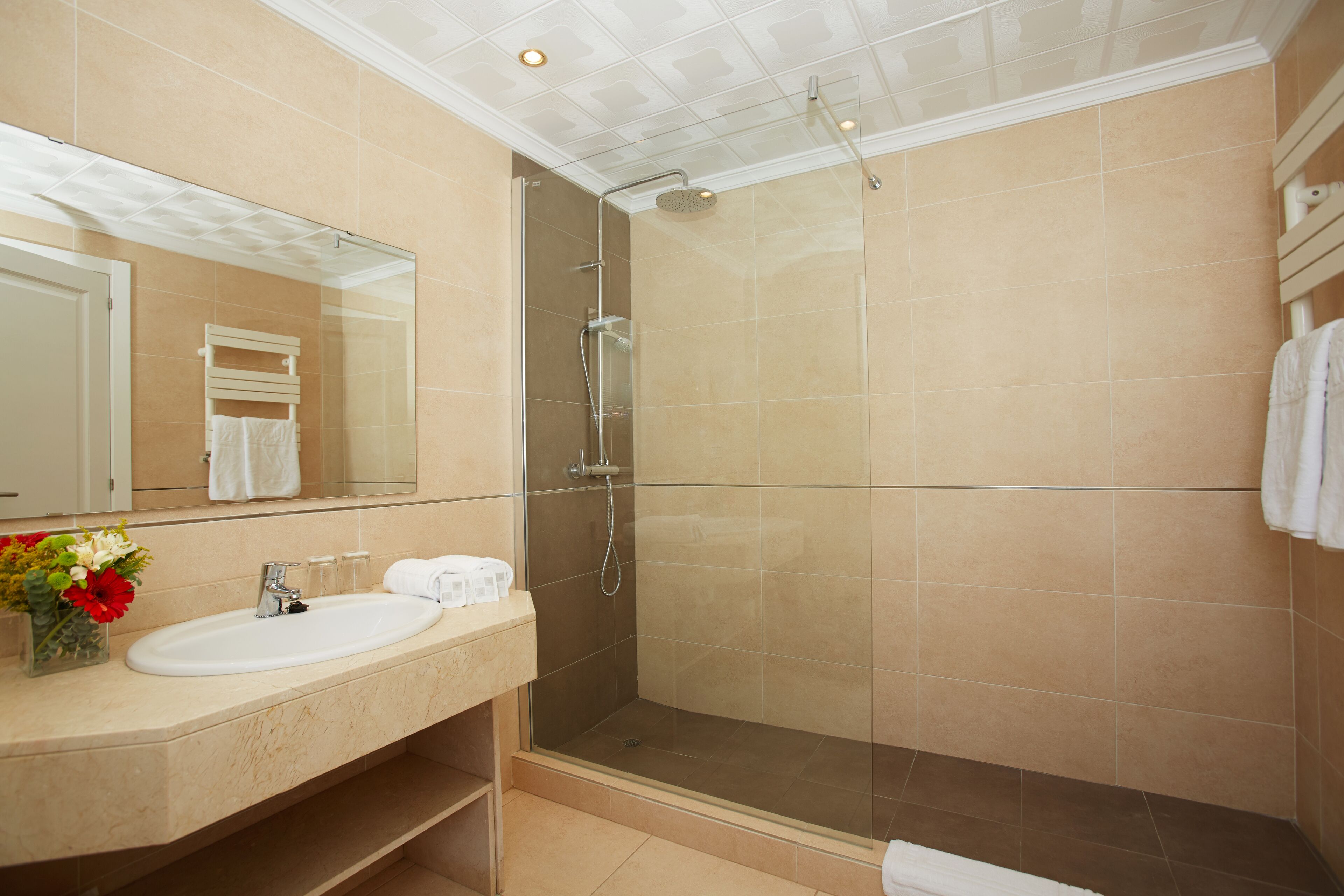 1 bedroom, minibar, in-room safe, desk