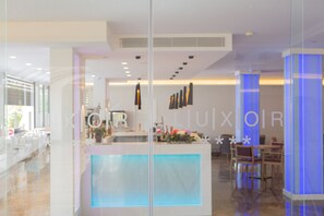 Bar (en el alojamiento)