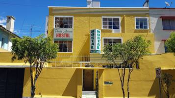 Fachada del alojamiento