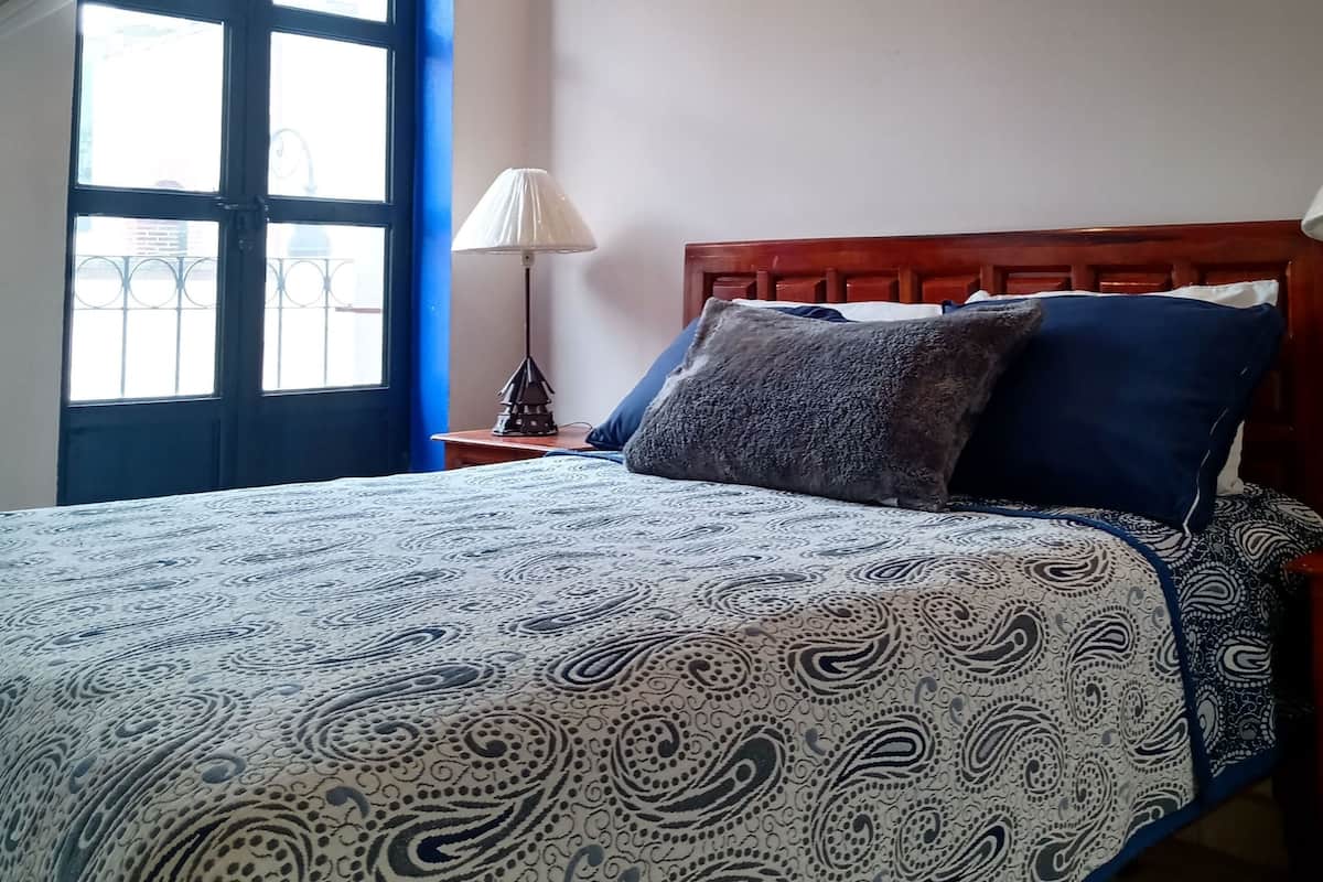 Deluxe Standard Room | Free WiFi, bed sheets