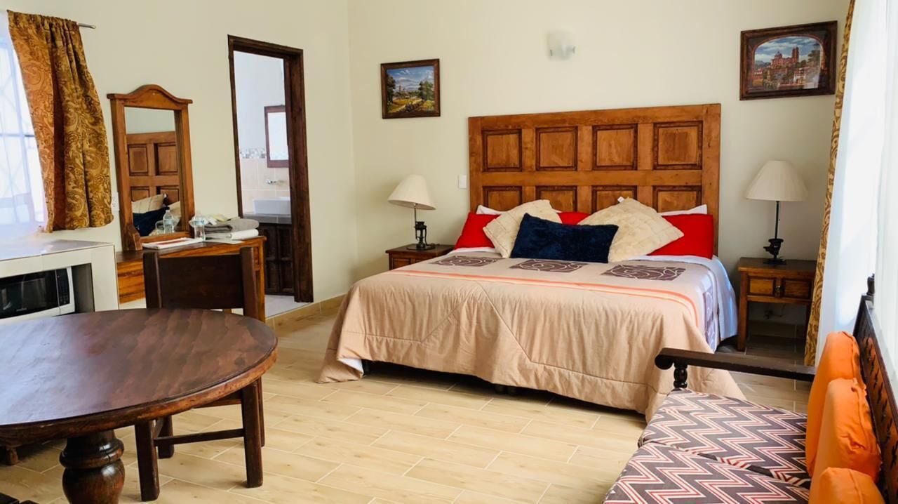 行政开间套房 | 免费 WiFi、床单