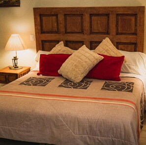 Free WiFi, bed sheets - Hotel Doña Chela en Calvillo (Calvillo)