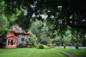 Property grounds - Casa Amor (Tepoztlán)