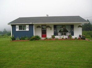Comfort Cottage, 2 Bedrooms, Sea Facing | Exterior