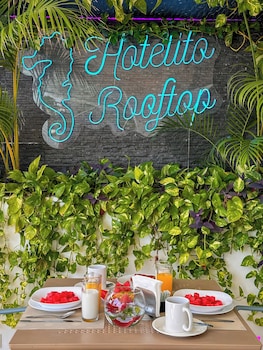 Free daily continental breakfast at Hotelito del Mar
