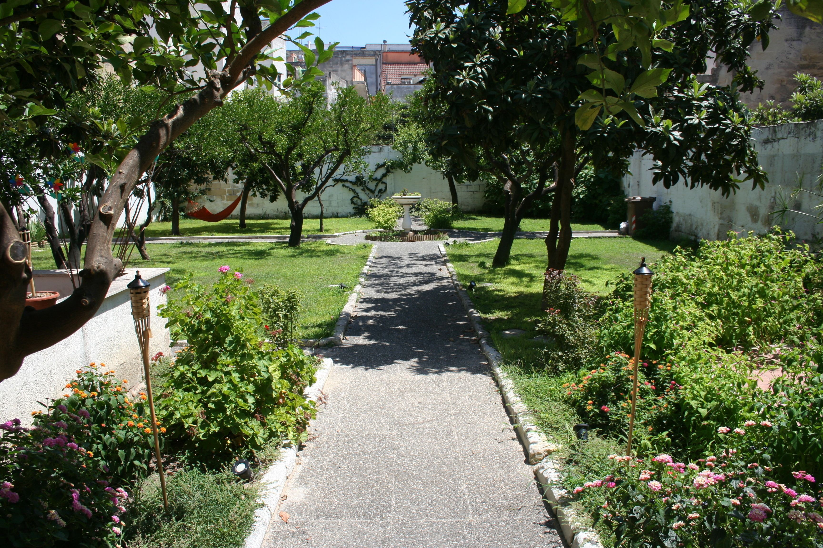 Photo - Urban Oasis Hostel