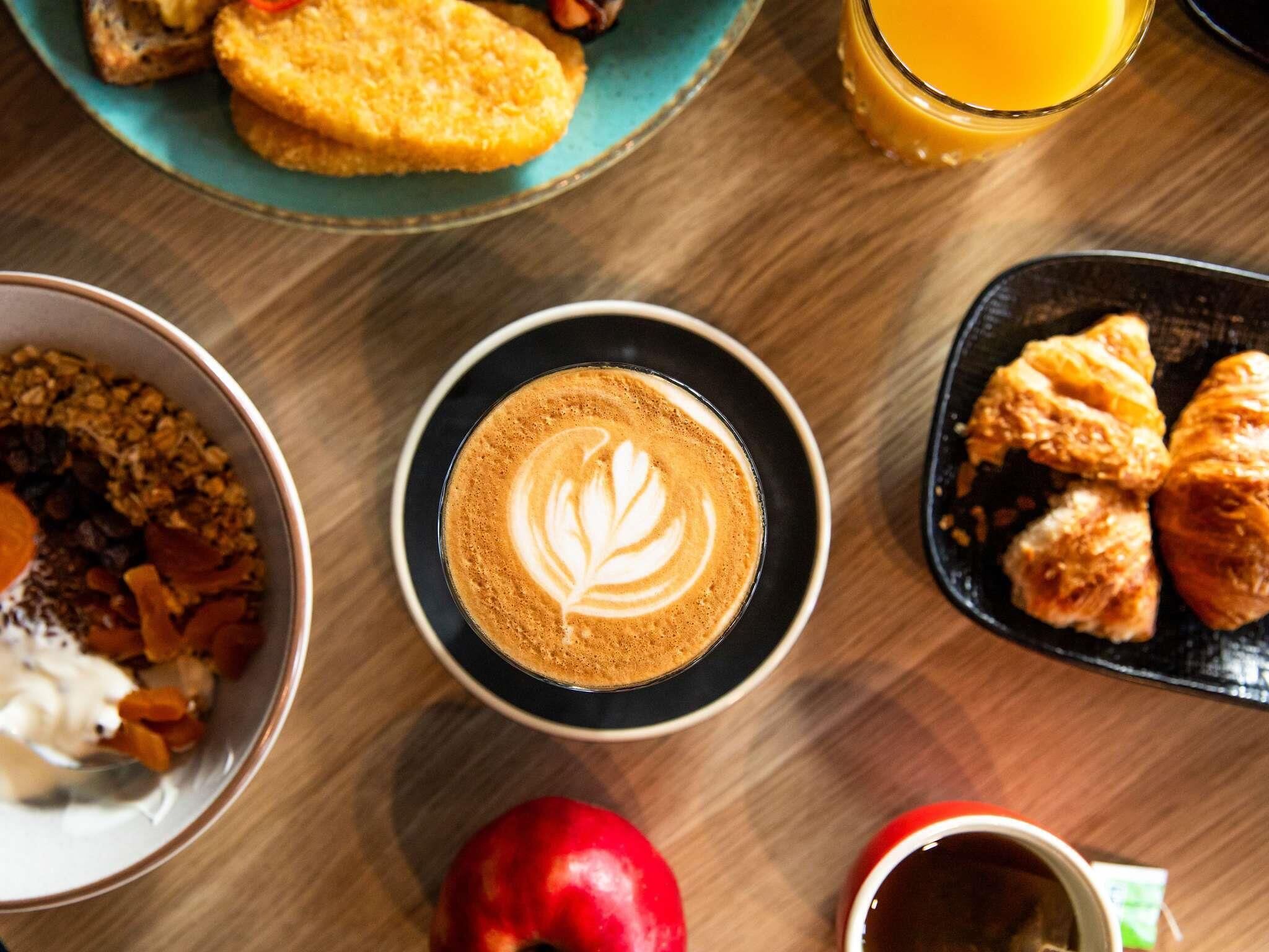 Daily buffet breakfast for a fee