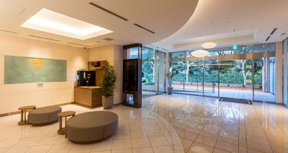 JR-East Hotel Mets Mejiro