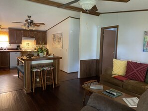 Smart TV, DVD player