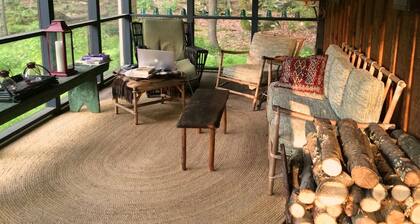 Pet Friendly Cabin Doh-Ray up @ 1500 ft