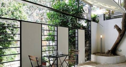 Central, Spacious, Pine Forest View