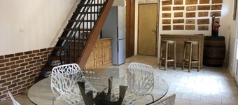 Charming house with swimming pool, sauna and large wooded grounds
