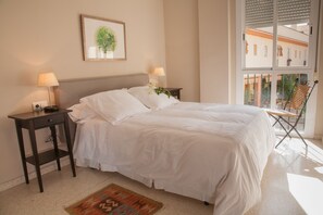 3 間睡房、熨斗/熨衫板、上網、床單