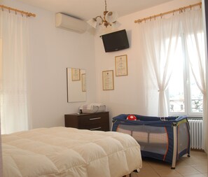 1 bedroom, desk, soundproofing, iron/ironing board