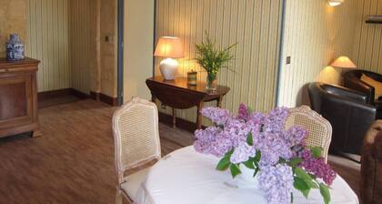 DOMME ,  bastide au centre du triangle d or<br><br><br>