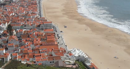 Guesthouse / bed & breakfast / Quartos of hospedes- NAZARÉ- ALCOBAÇA.