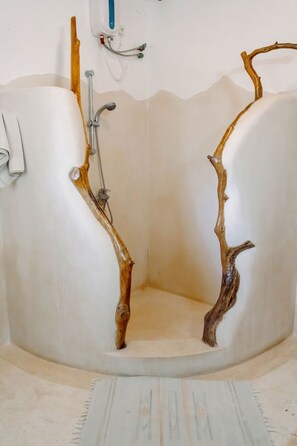 Shower, bidet, towels, soap