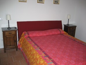 2 chambres, lit parapluie, Wi-Fi, draps fournis