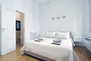 1 chambre, fer et planche à repasser, Wi-Fi gratuit, draps fournis