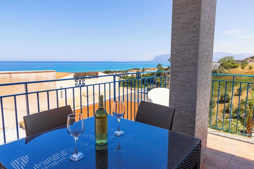 Typical apartment 200 meters from the beach wi f car rental