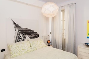 1 bedroom, iron/ironing board, free WiFi, bed sheets - Apartment/ flat -  city center - private parking included (Torino)