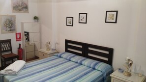 1 多间卧室、熨斗/熨衣板、WiFi、床单