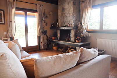 La Bruixeta, fantastic house for 9 pers. at the foot of the slopes in Port del Comte !!