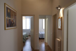 3 chambres, fer et planche à repasser, Wi-Fi, literie fournie