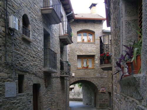 Enjoy your complete rural house in Camporrotuno, Aínsa Sobrarbe