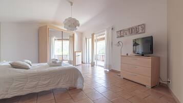 4 chambres, Wi-Fi, draps fournis