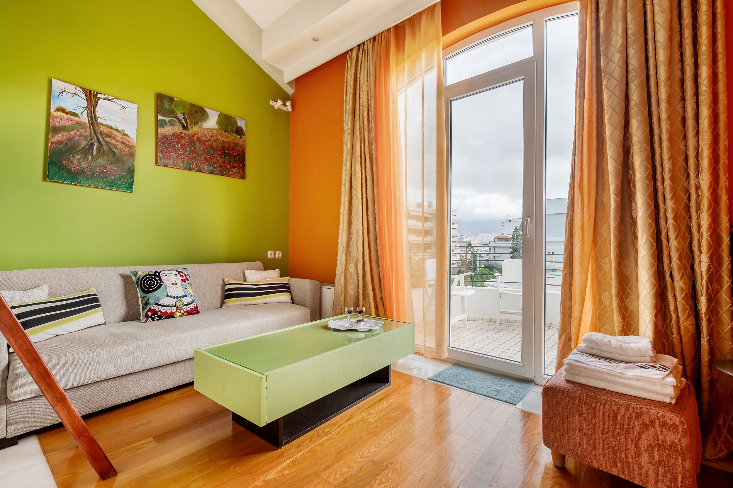 Tv, pejs, bøger, printere