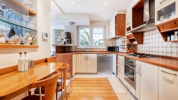 Fridge, microwave, oven, dishwasher