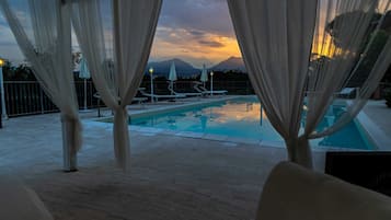 AuĂenpool, beheizter Pool