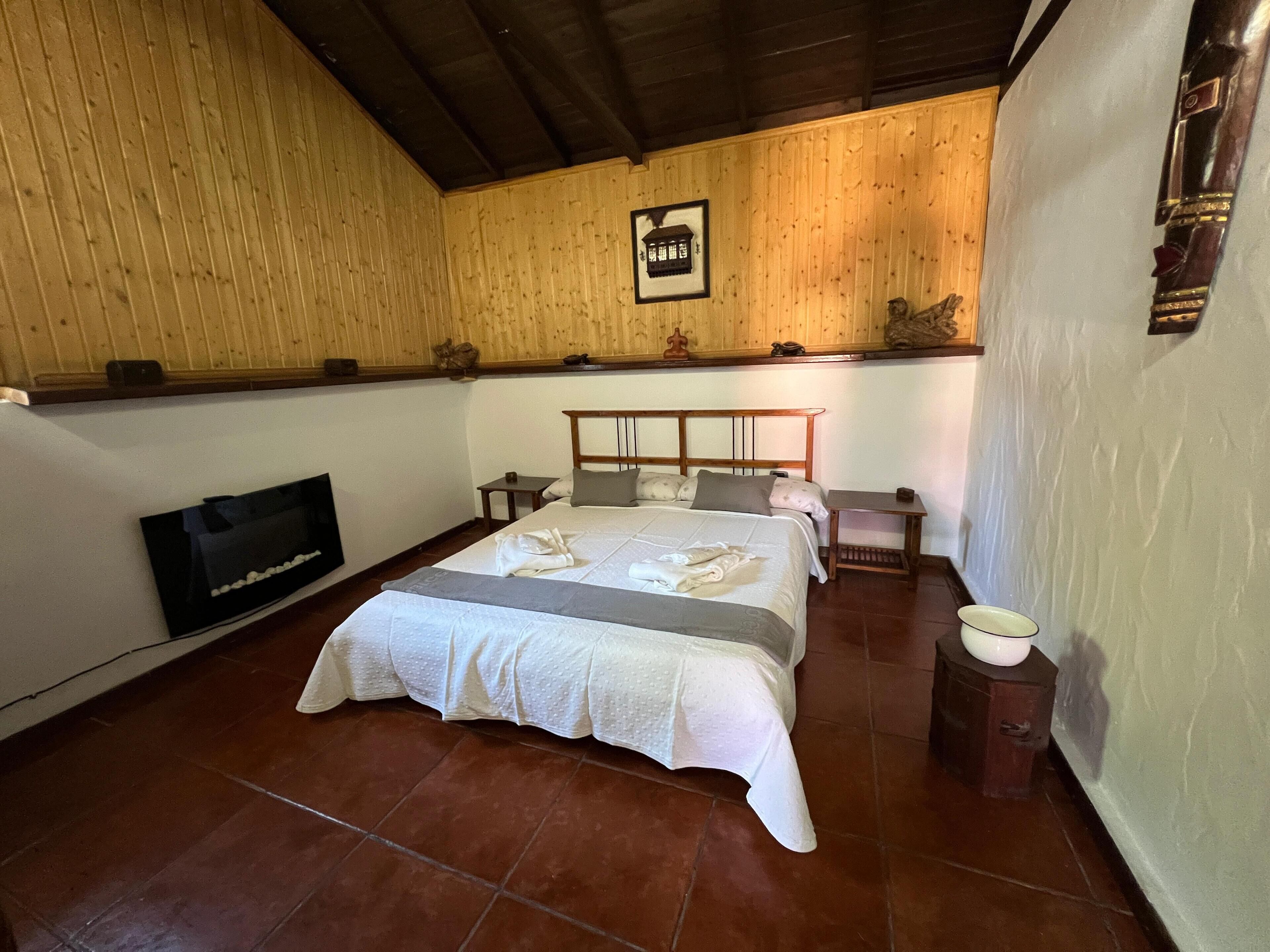 2 camere, ferro/asse da stiro, Wi-Fi gratuito, lenzuola