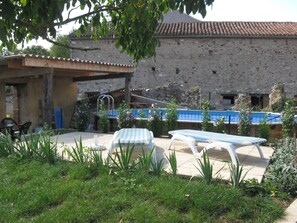 Property grounds - Occitanie, near Albi, in a former agricultural estate, with swimming pool (Valderiès)