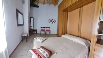 1 Schlafzimmer, Schreibtisch, Bügeleisen/Bügelbrett, kostenloses WLAN