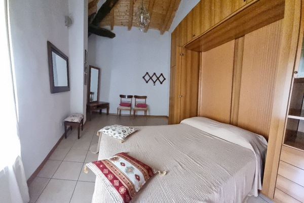 1 bedroom, desk, iron/ironing board, WiFi (free)