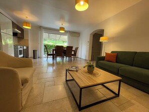 TV, DVD player, table tennis