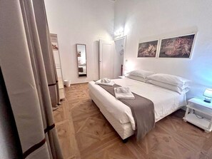 2 chambres, fer et planche à repasser, lit parapluie, Wi-Fi gratuit