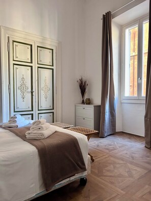 2 Schlafzimmer, Bügeleisen/Bügelbrett, Reisekinderbett, kostenloses WLAN