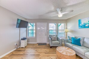 Smart TV, DVD player