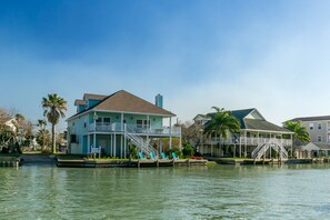 1st house as you come into the canal from bay  great fishing &great views