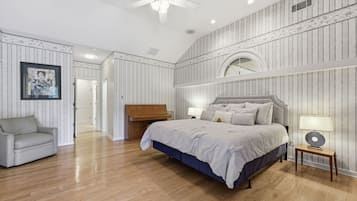 3 habitaciones, wifi gratis y ropa de cama