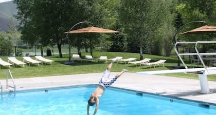 Family Friendly Close to Dollar Mountain