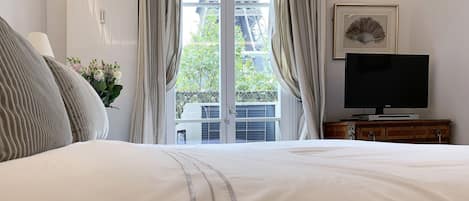 3 chambres, fer et planche à repasser, lit parapluie, Wi-Fi gratuit