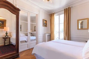 3 chambres, fer et planche à repasser, lit parapluie, Wi-Fi gratuit