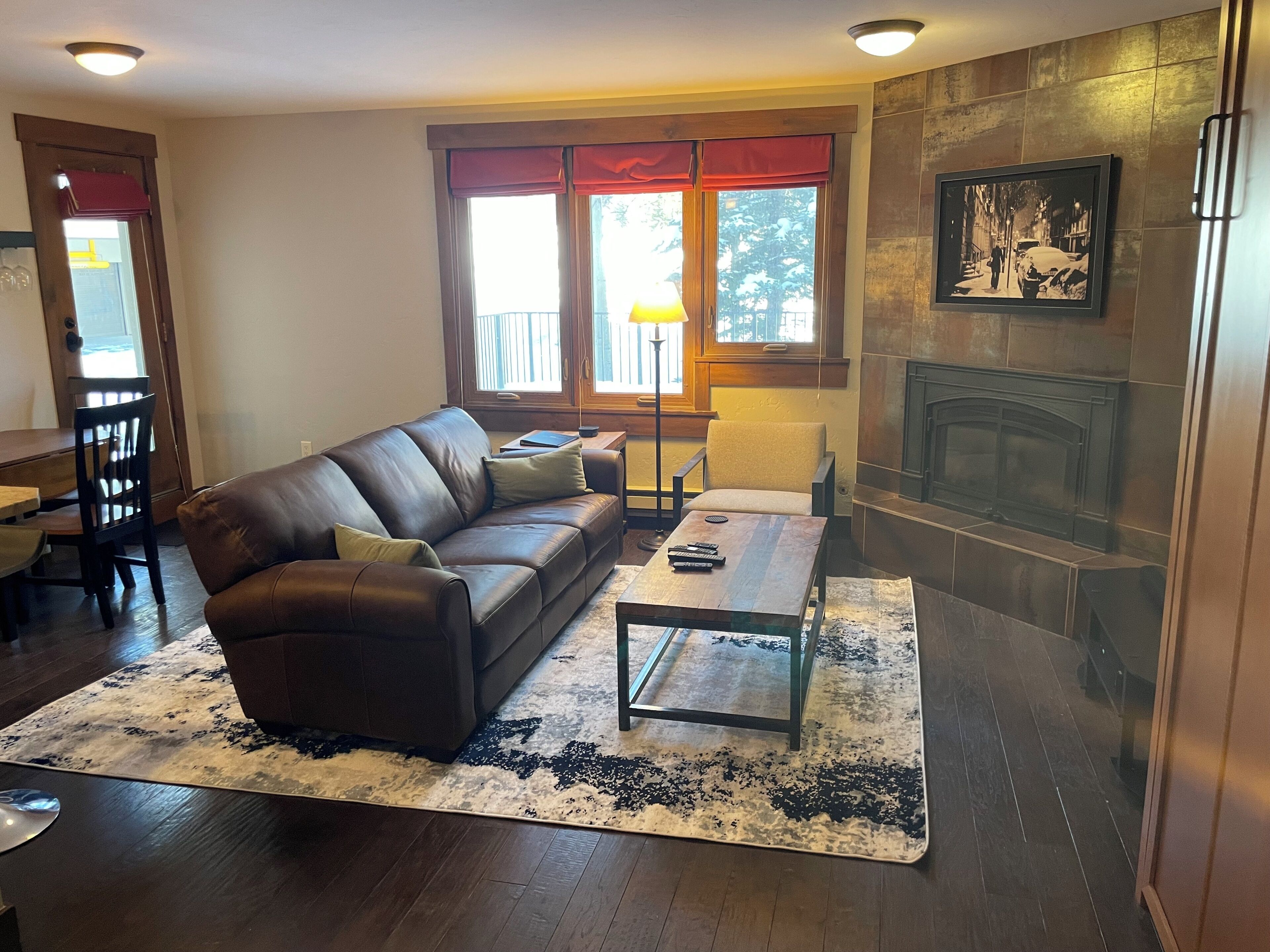 LED TV, fireplace, DVD player, ping pong