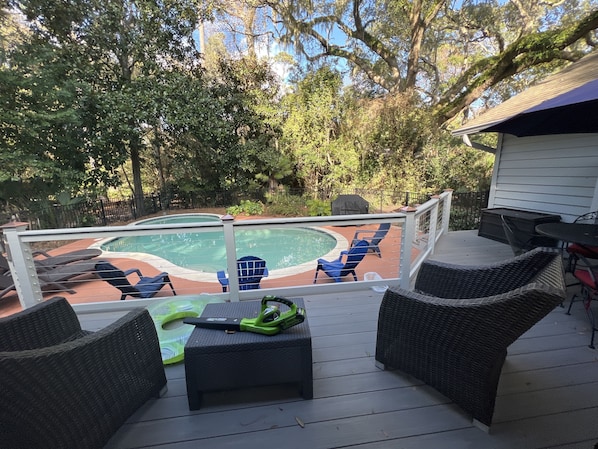 Outdoor pool, a heated pool