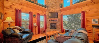 March Special-Secluded,Privacy,Mountain View, Sunset, 3D Movies, Hot Tub,Game Rm